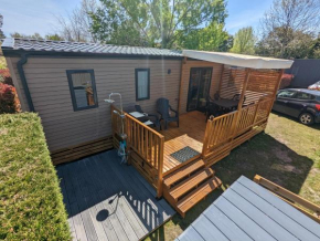 200m de la plage Bungalow LUXE de 44m2 Ménage et draps inclus Camping 5 Etoiles Mayotte Lac Biscarrosse Koyobalys